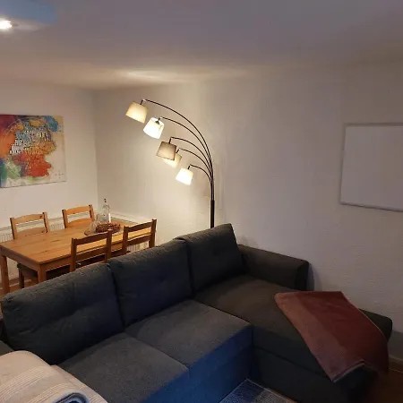 Kleine Gemuetliche Guenstige Lage