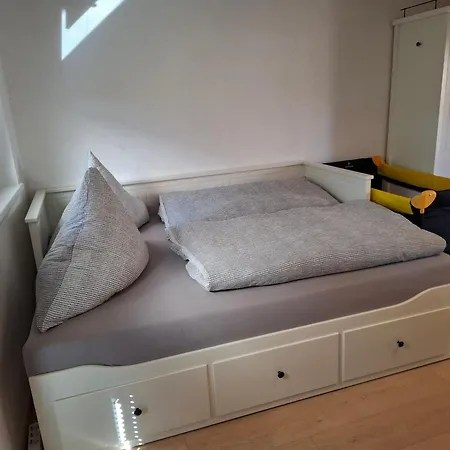 Kleine Gemuetliche Guenstige Lage